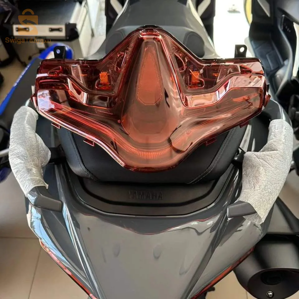 Feux Arrière Yamaha New T Max 560 2022/2023
