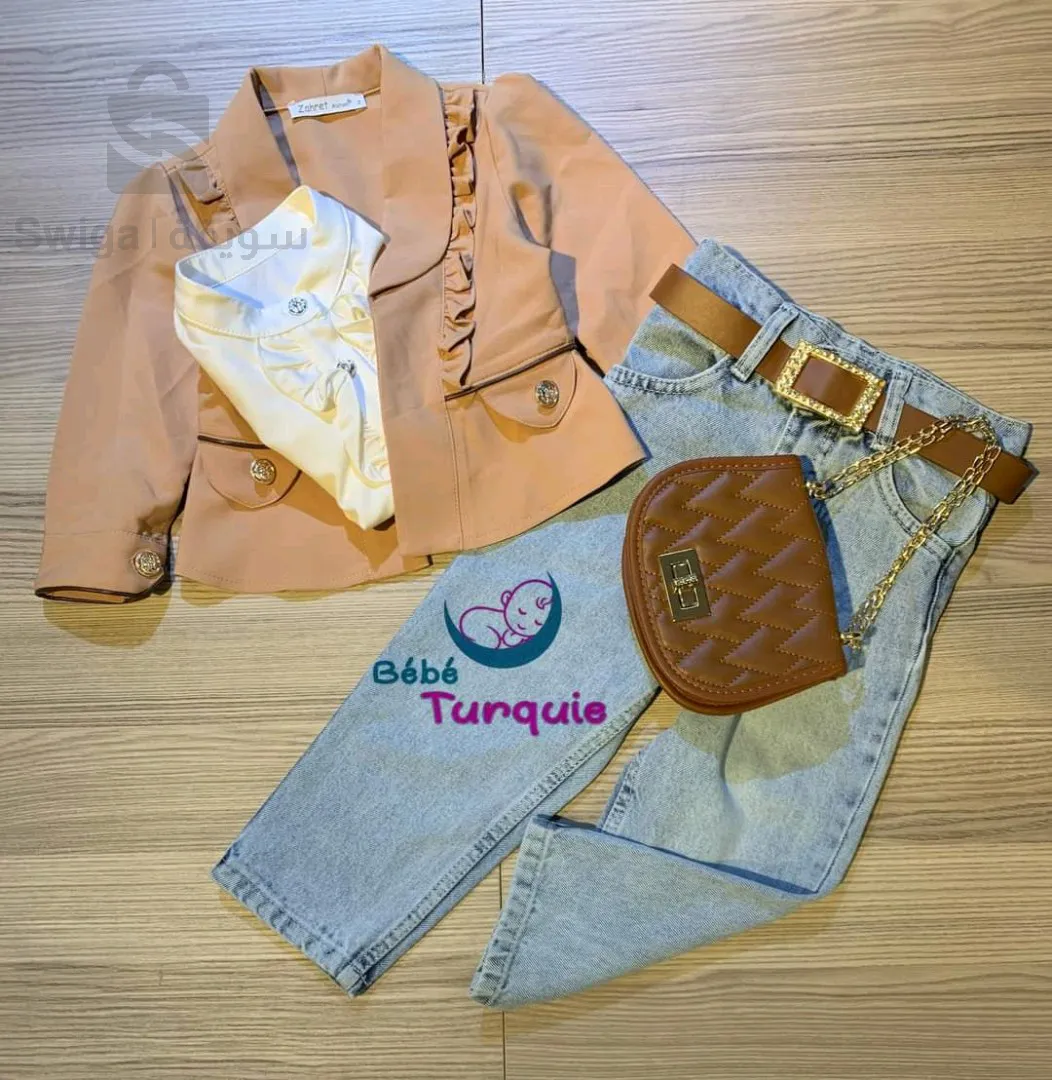 ملابس أطفال