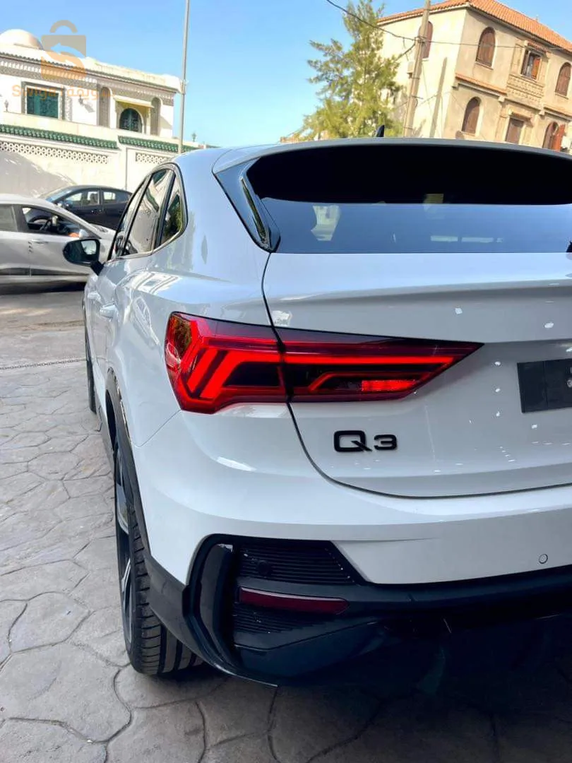 AUDI Q3 SportBack 40 TDI 204ch S-Tronic