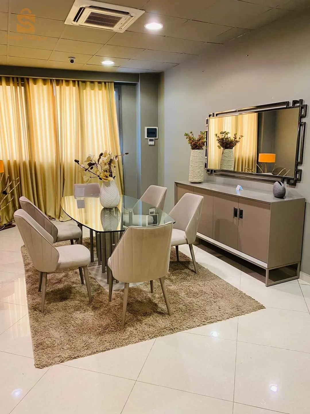 طاولات صالون