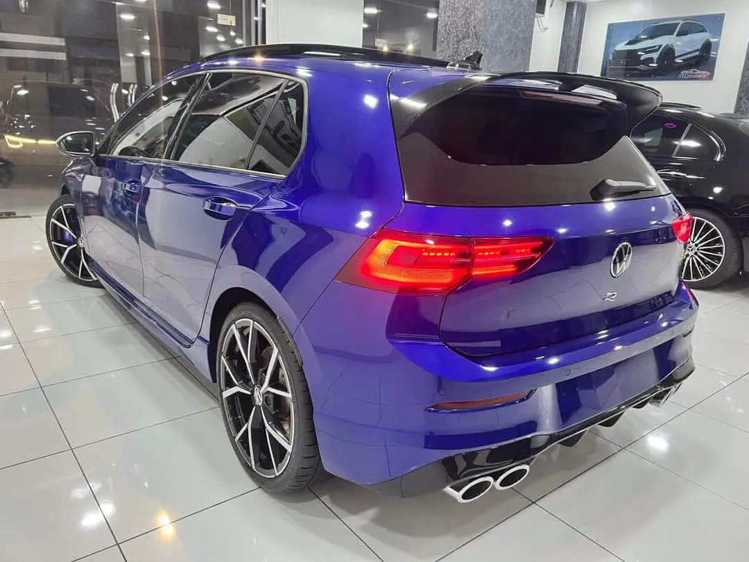 GOLF 8 R 2022.