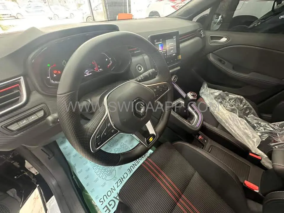 RENAULT CLIO 5 RS LINE 1.5 DCI 115CH