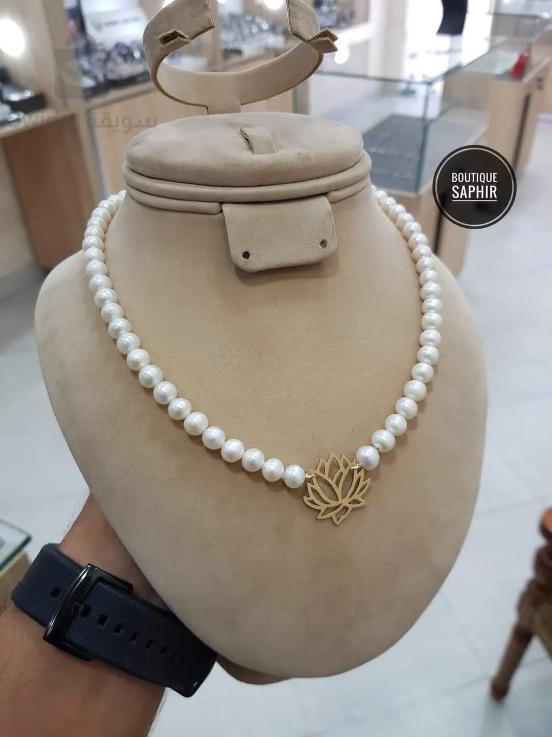 قلادة نساء ذهب