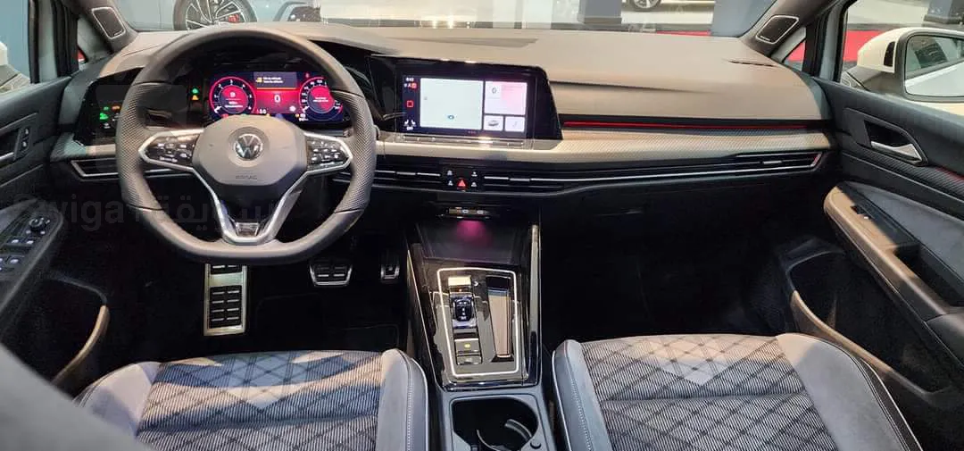 Volkswagen GOLF 2023 R Line... 00 km