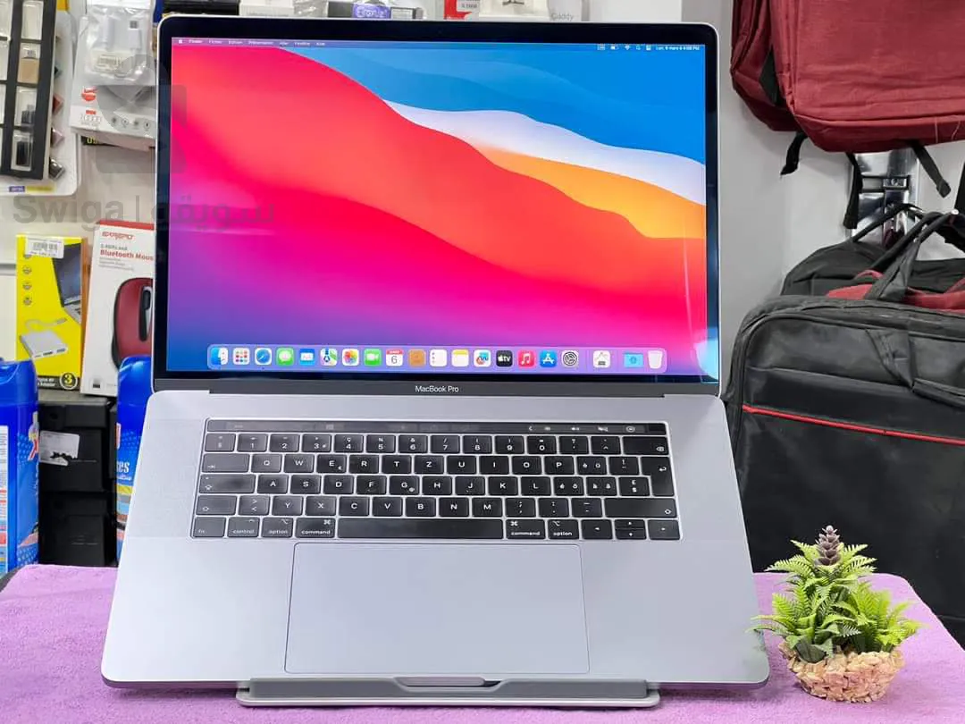 MACBOOK PRO 2018
