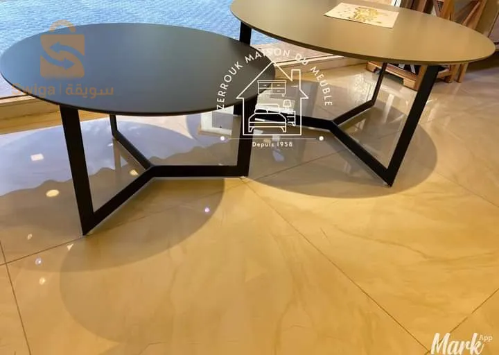 طاولة تلفاز