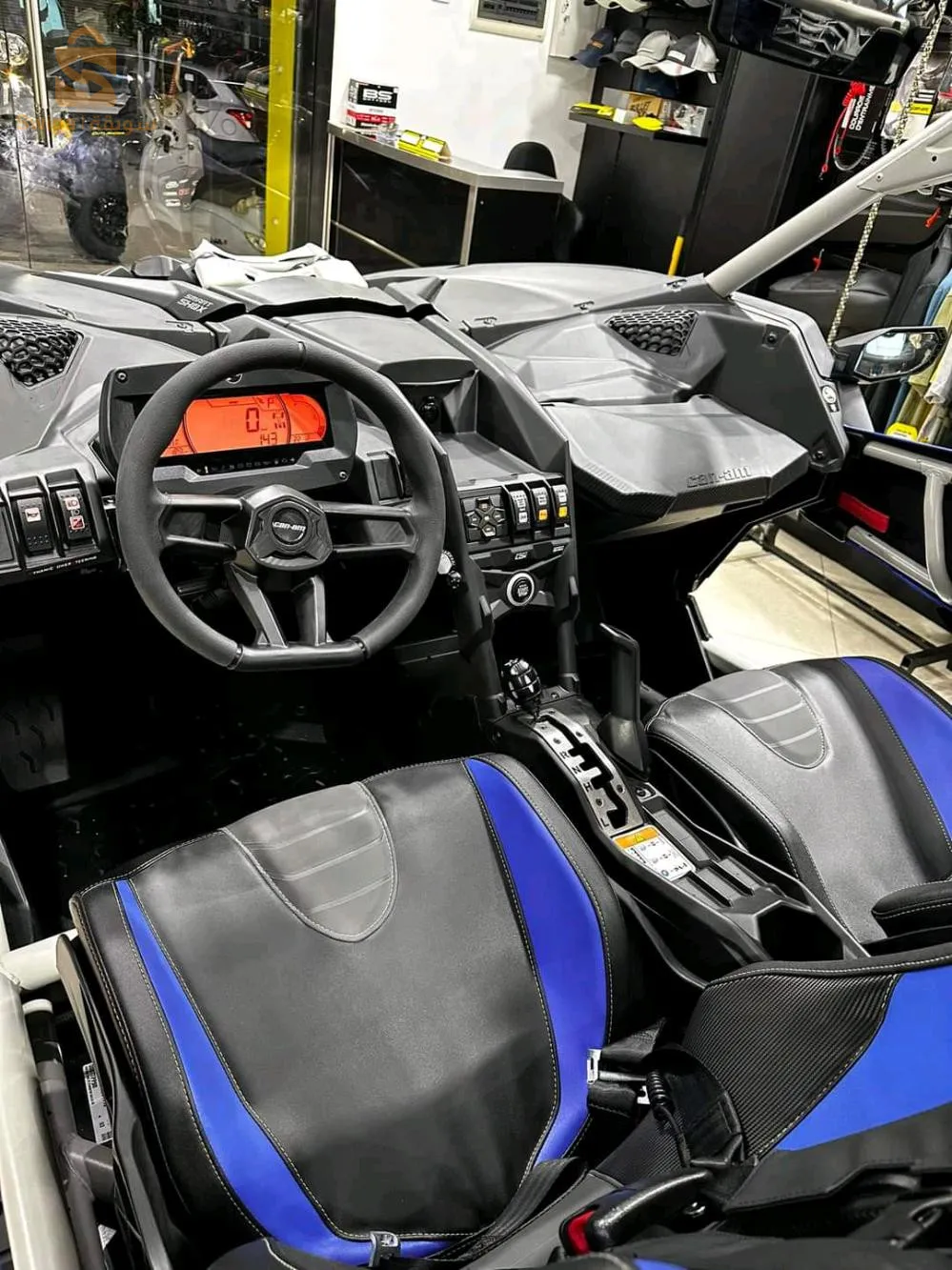 CAN-AM MAVERICK X3 XRS