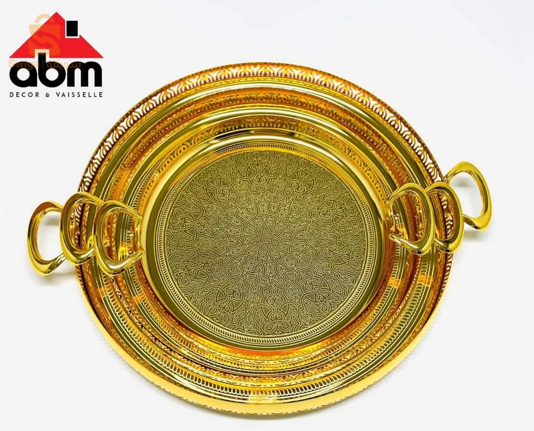 Trays set