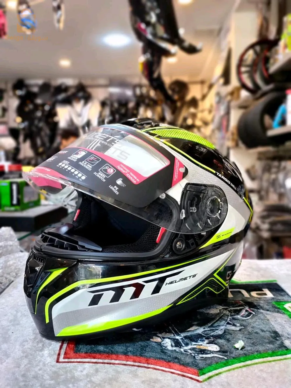 CASQUE MT HELMETS