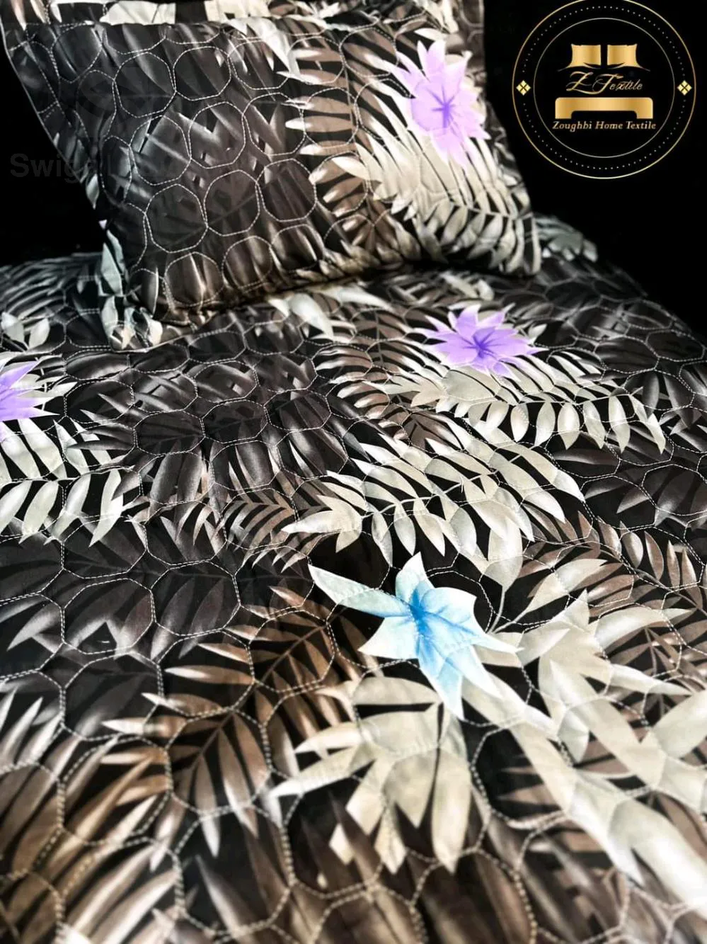 غطاء سرير مفرد + غطاء وسادة