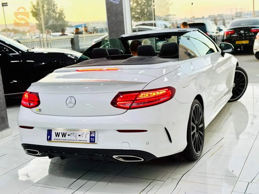 Mercedes Benz 2022