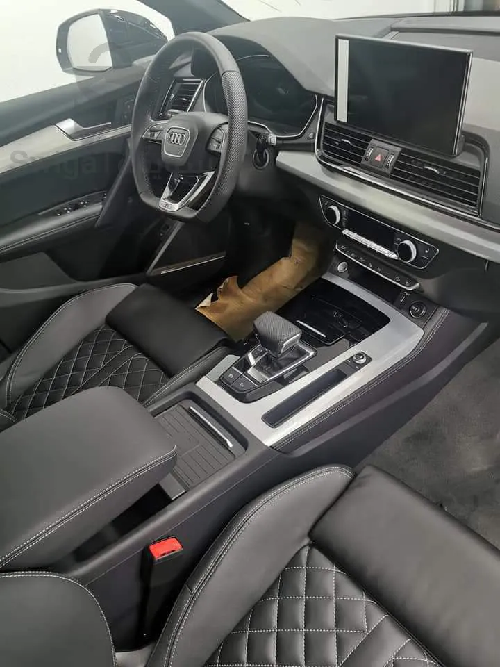 Audi Q5 coupé 204ch quatro