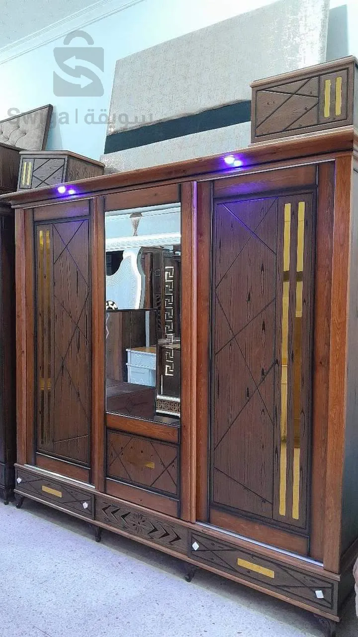 خزانة الملابس