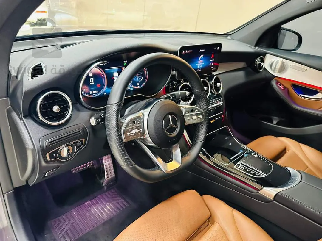 MÉRCEDES        GLC