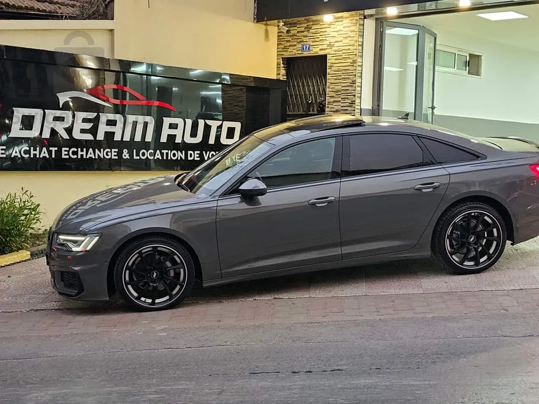 𝗔𝘂𝗱𝗶 𝗔6