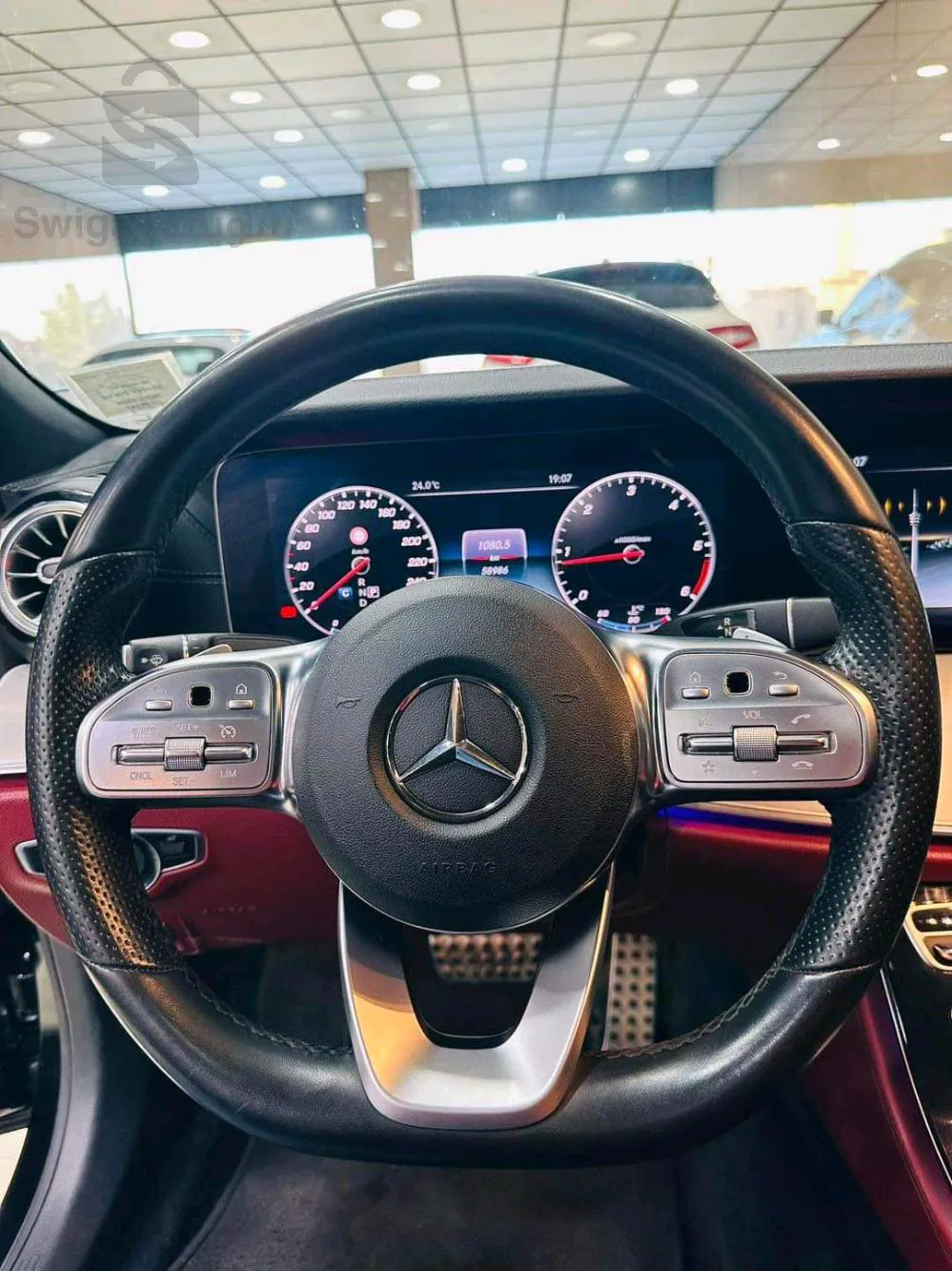 MÉRCEDES          CLS