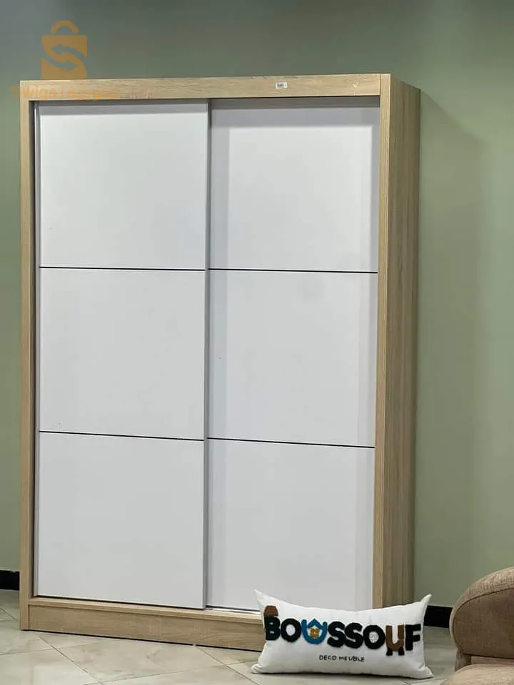 خزانة ملابس