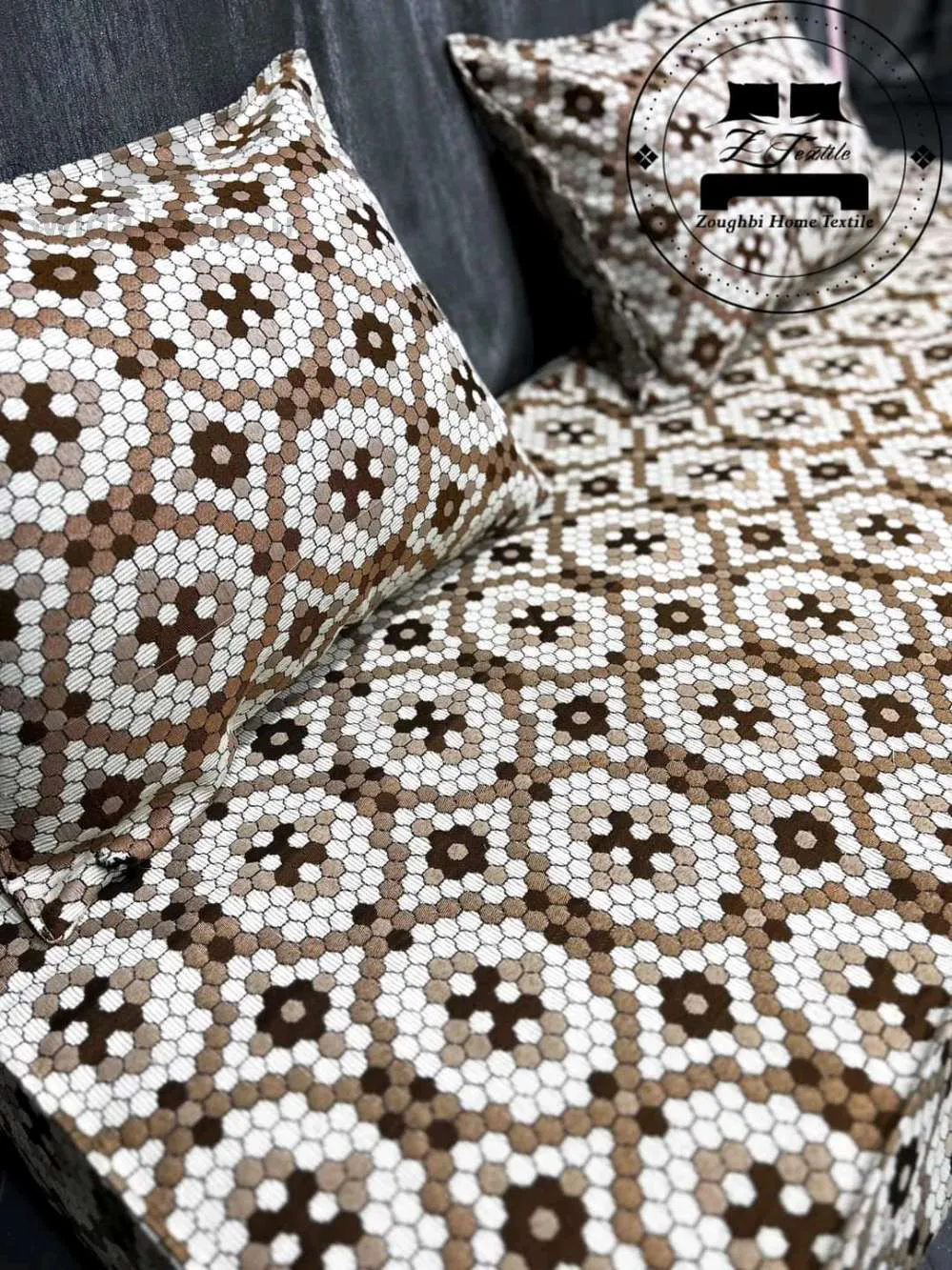 غطاء كانابي + 2 غطاء وسادة