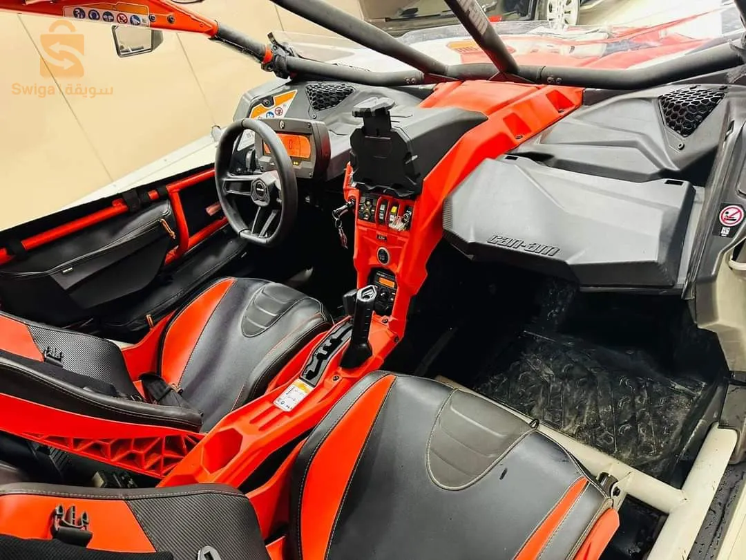 CAN-AM           BUGGY   1200