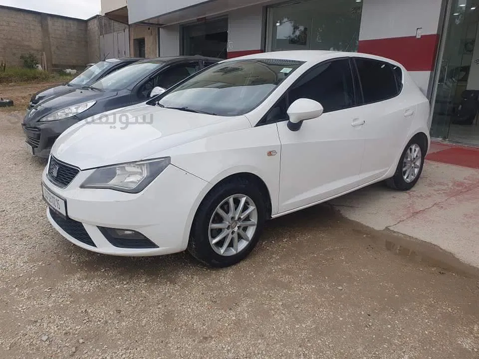 SEAT IBIZA