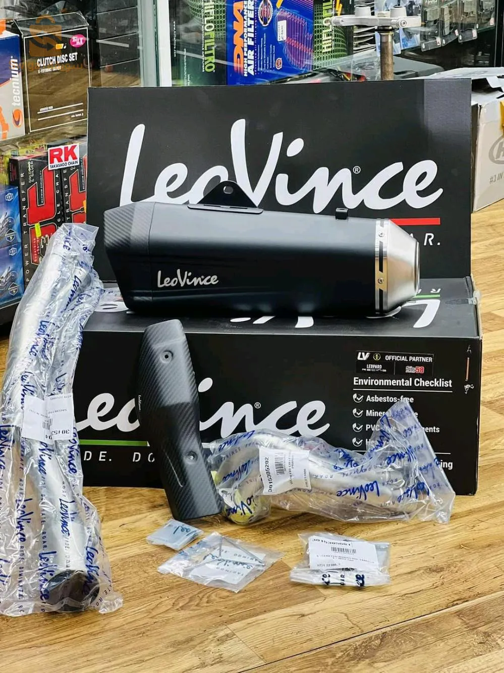 LEOVINCE Yamaha T Max 560 ligne complète LV-12 BLACK