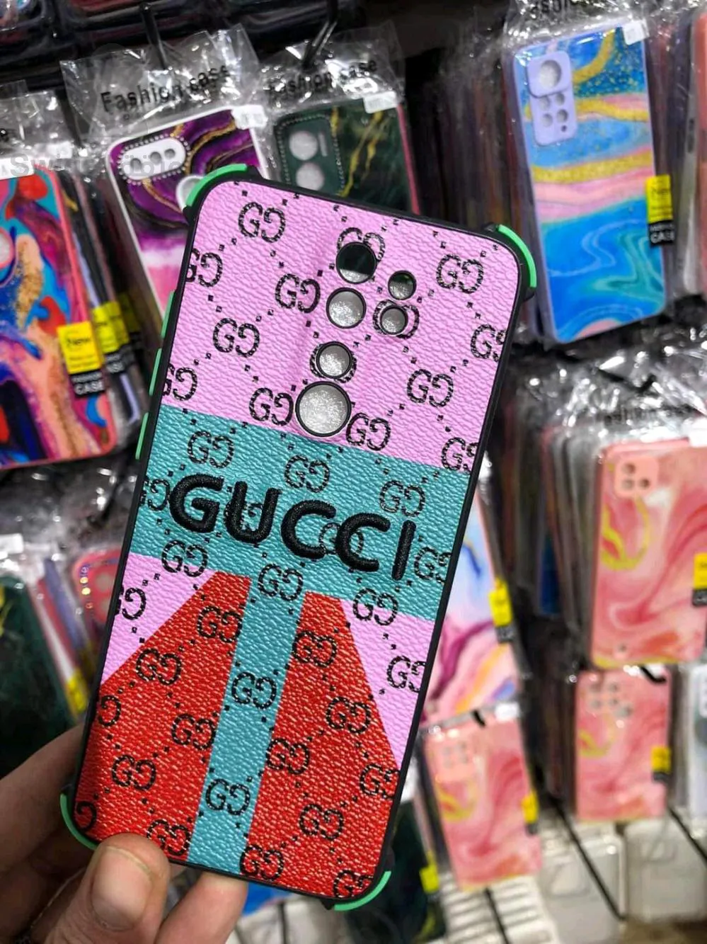 اكسسوارات هواتف