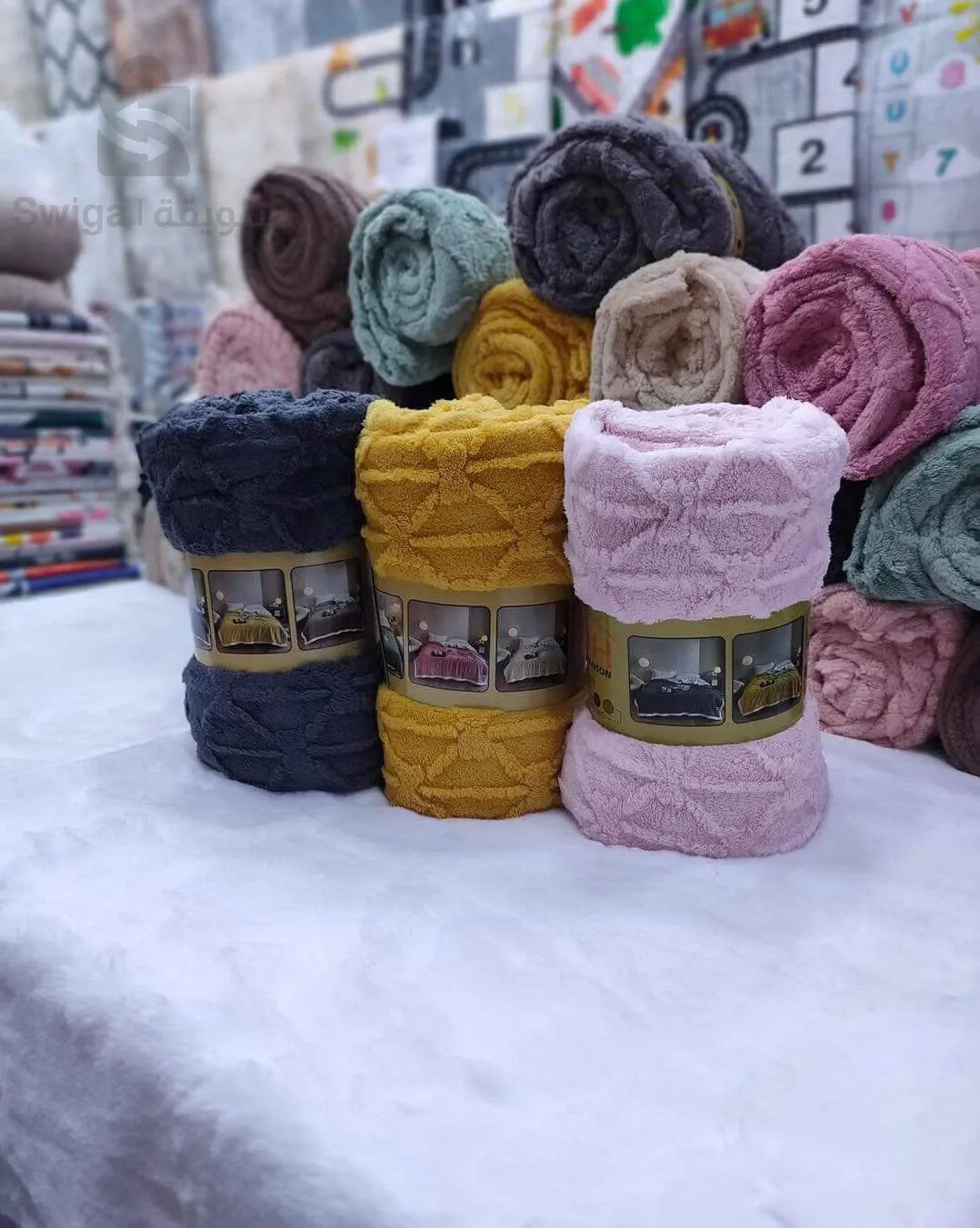 بطانية منقوشة لمقعدين