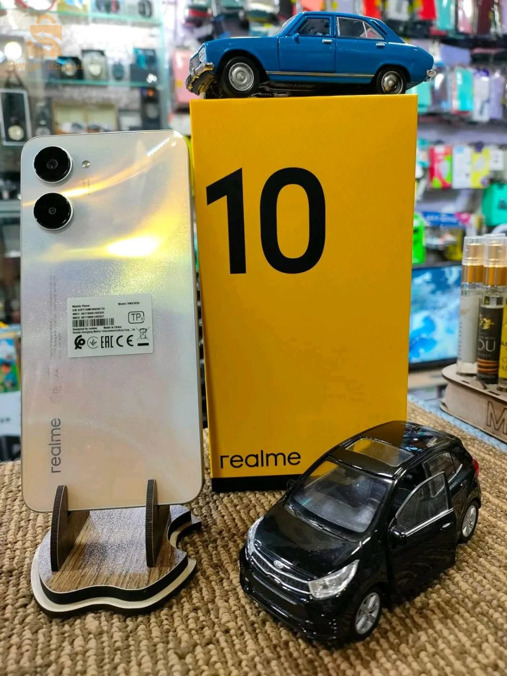 REALME 10