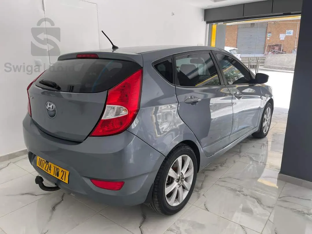 Accent rb 2018 boîte auto