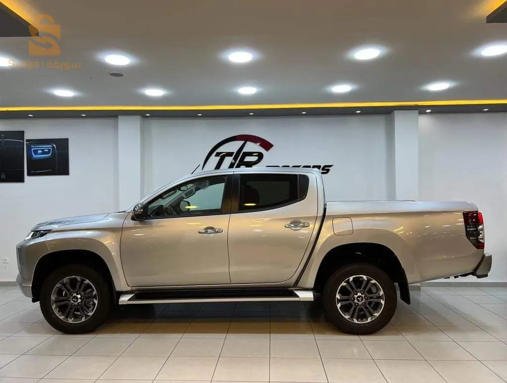 Mitsubishi L200 sportero