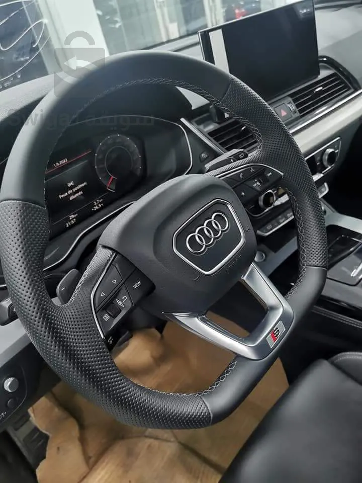 Audi Q5 coupé 204ch quatro