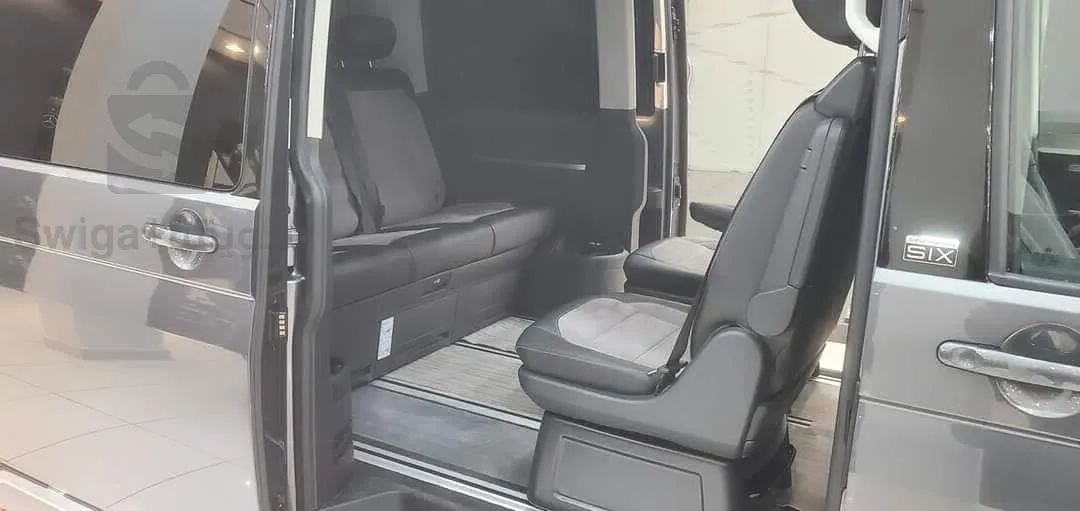 Volkswagen Multivan 2021 Multivan 15000km
