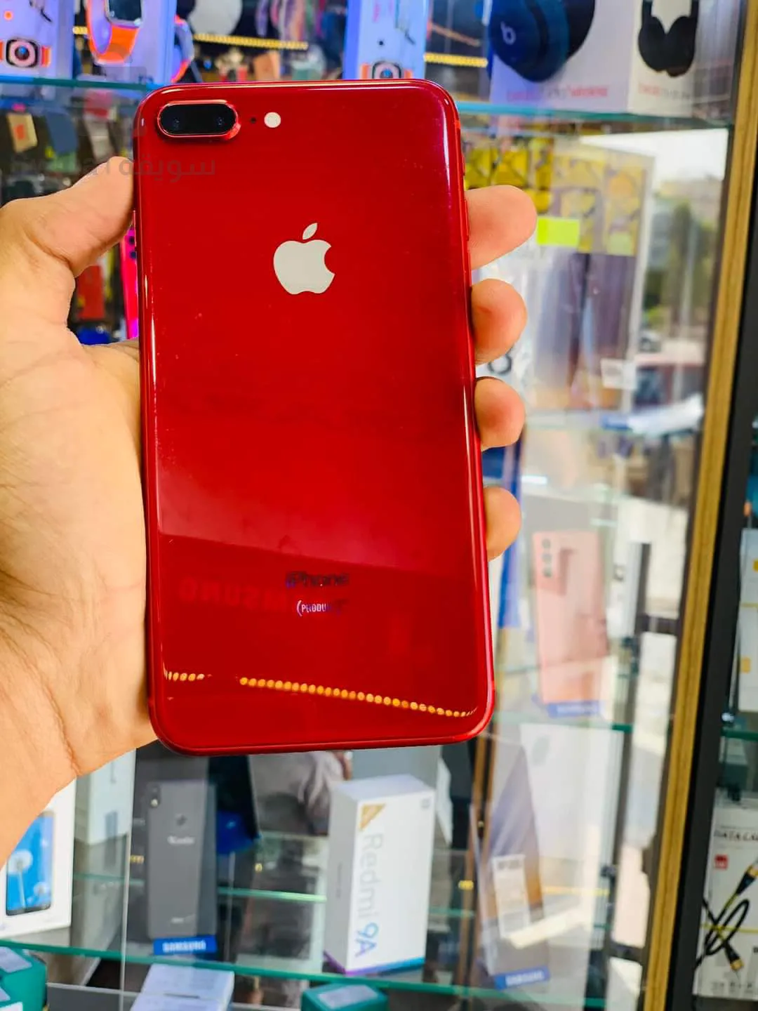 iPhone 8+