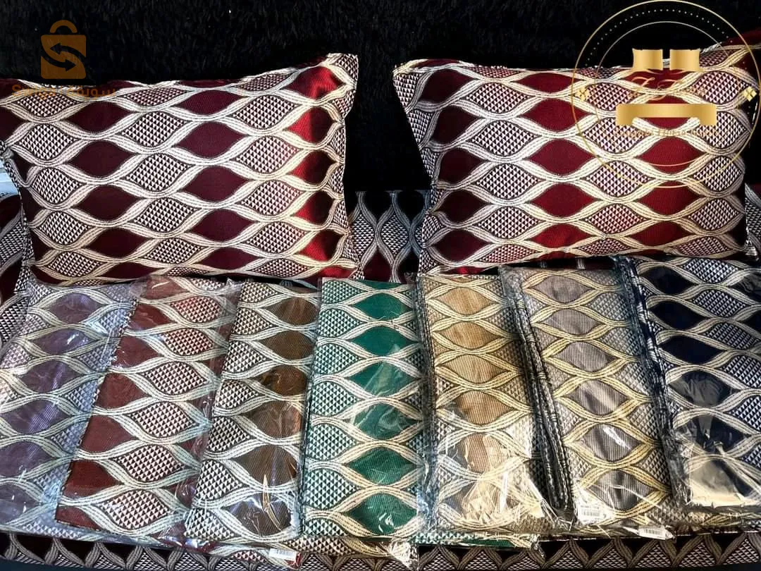 Couvre canapé + 2 couvre oreiller 
65/180