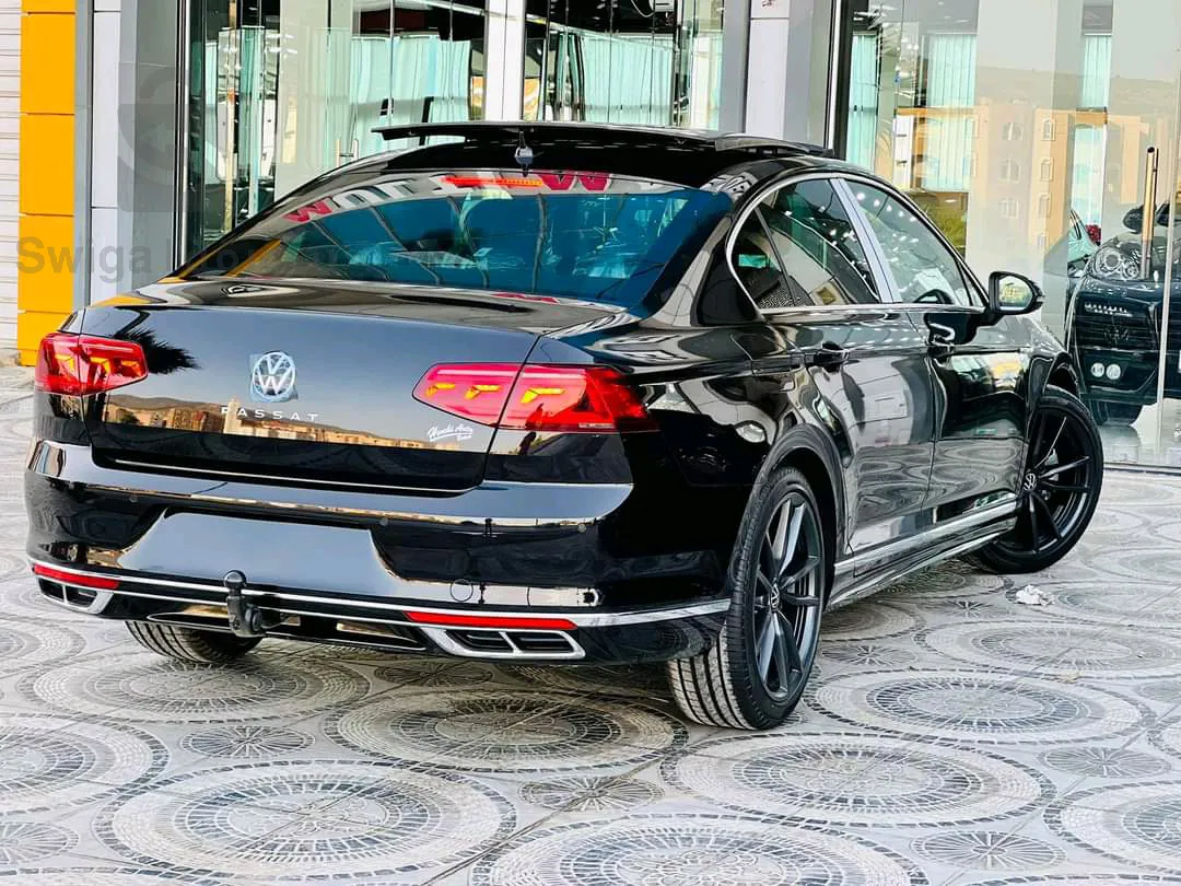 Volkswagen Passat R-line