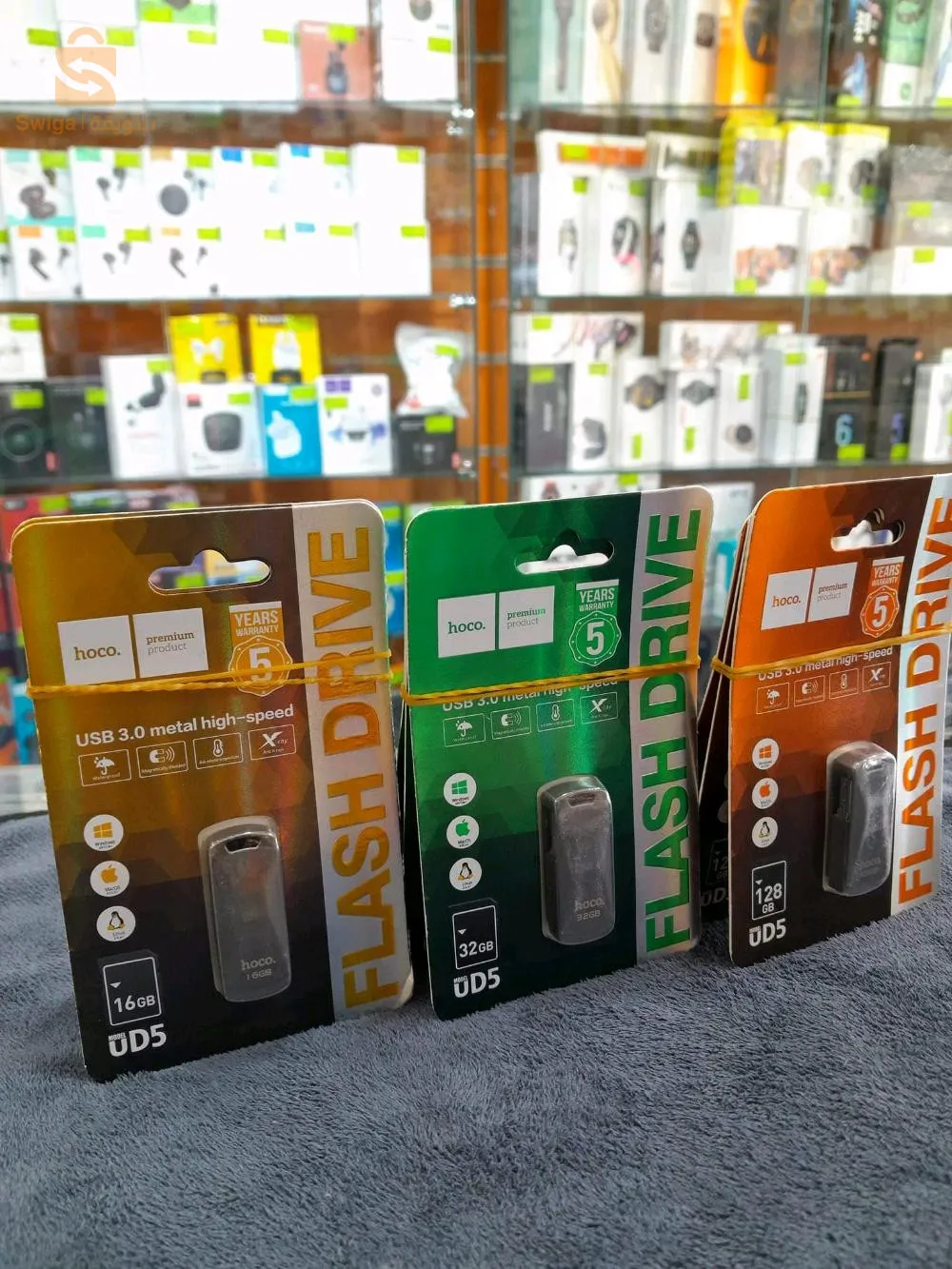 Flash_disk UD5 🥊🔔😍
16G/32G/128G USB3.0
Haja cheba bzeaf