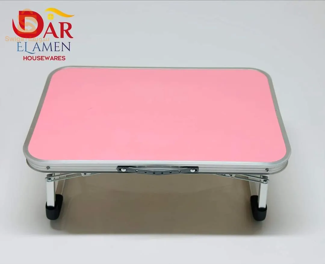 طاولات منخفضة