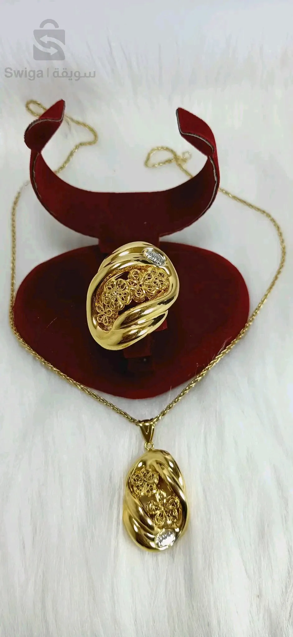 طاقم ذهب