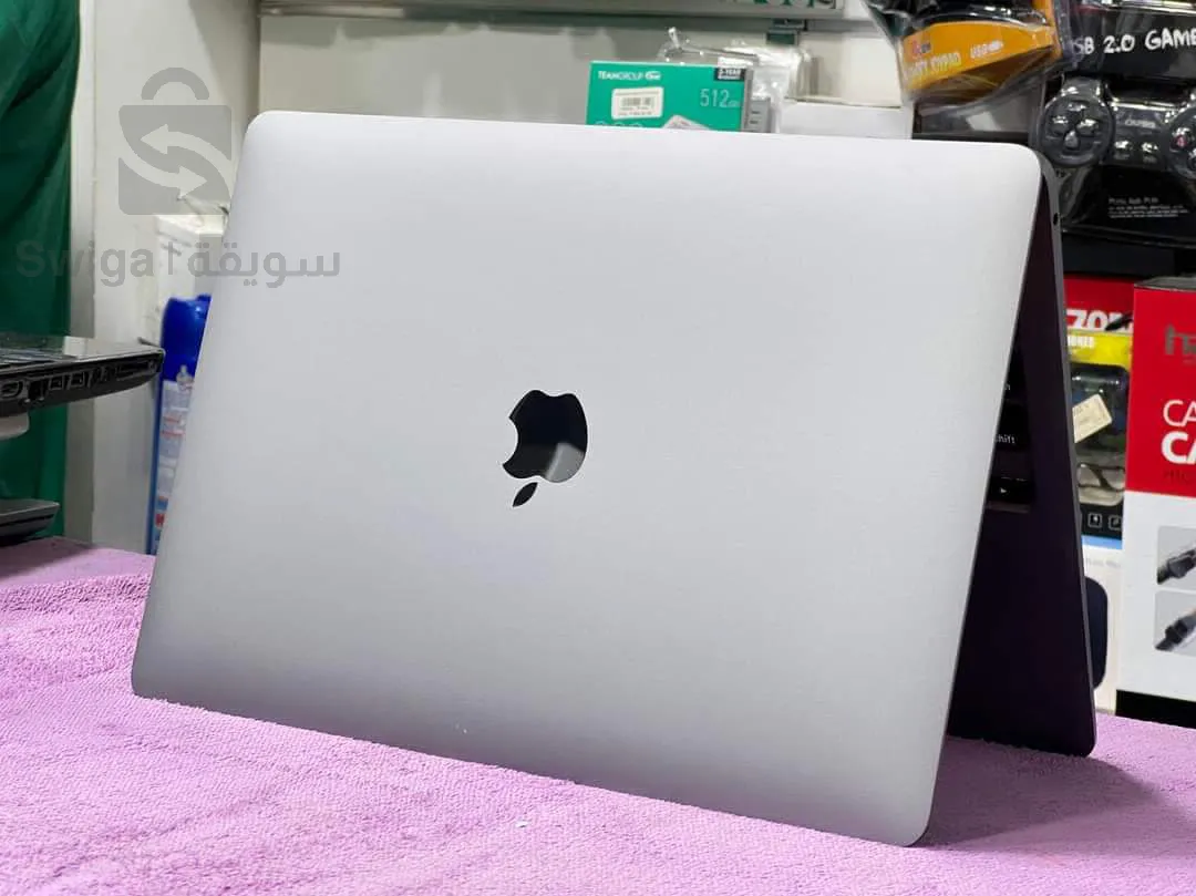 MACBOOK Air 2020