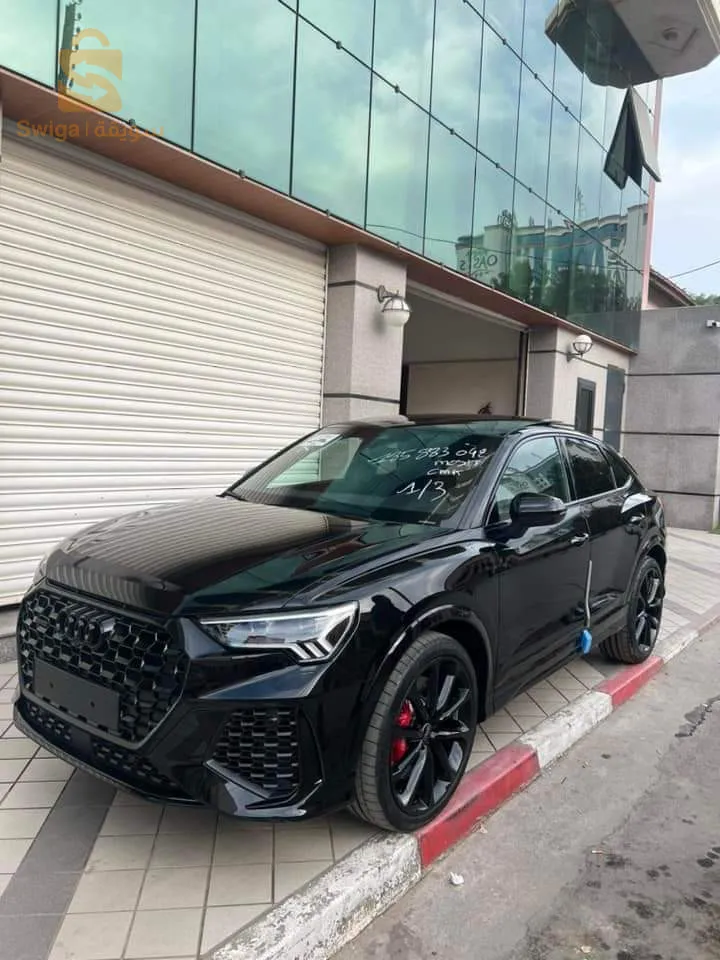 AUDI RSQ3 SPORTBACK