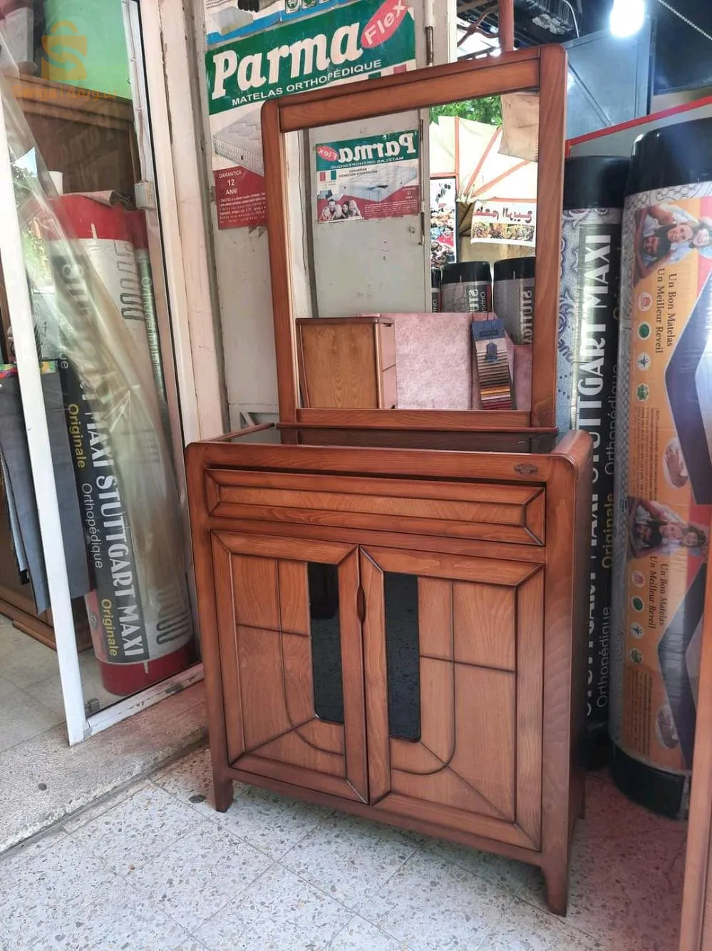 خزانة جانبية