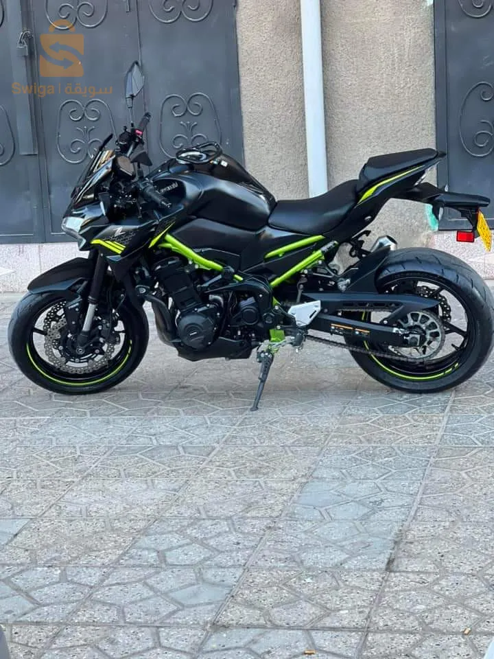 KAWASAKI. Z900
