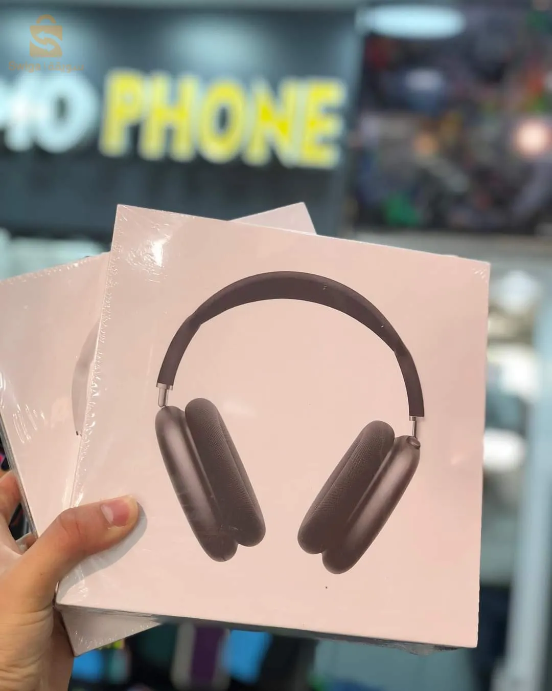 AirPod Max disponible en trois couleurs gris noir et vert 😍