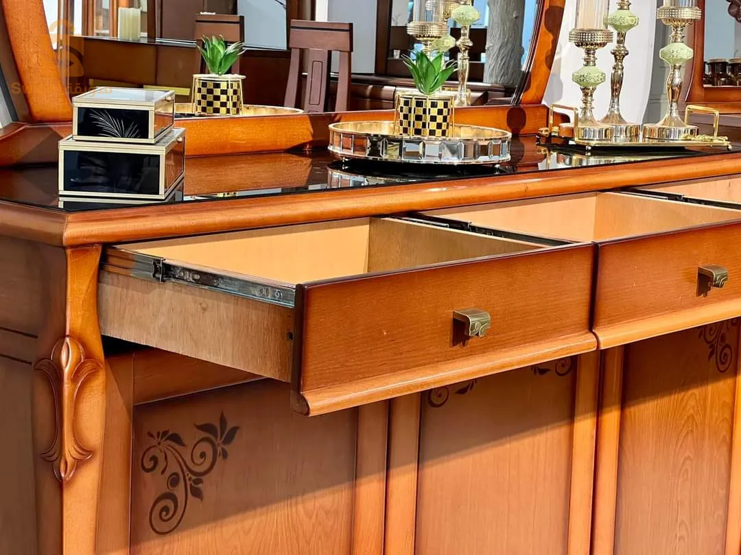 sideboard