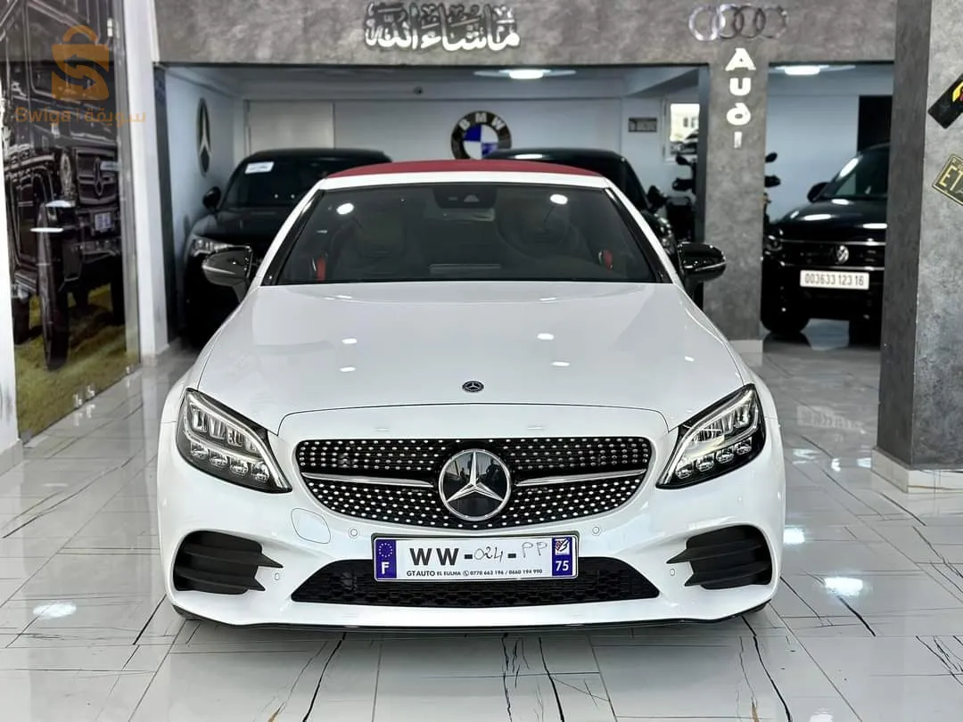 Mercedes Benz 2022