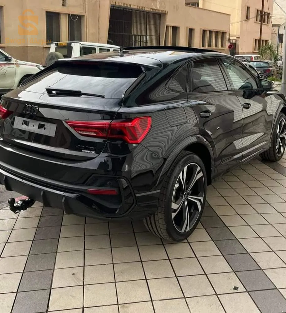 Audi Q3 Sportback S-LINE