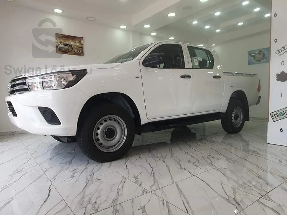 TOYOTA DOUBEL CABINE