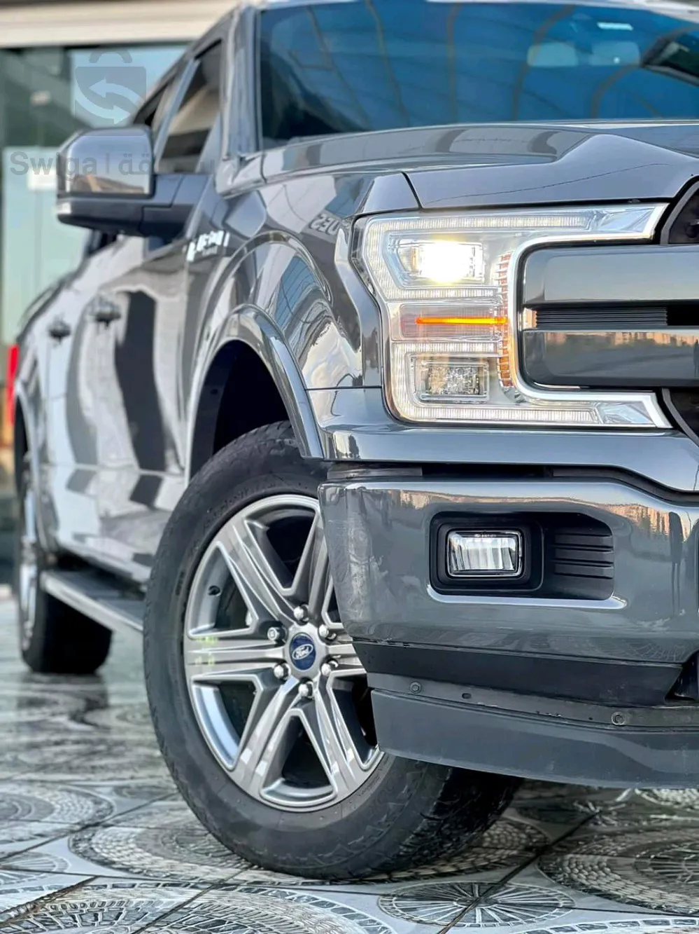 FORD F150 lariat