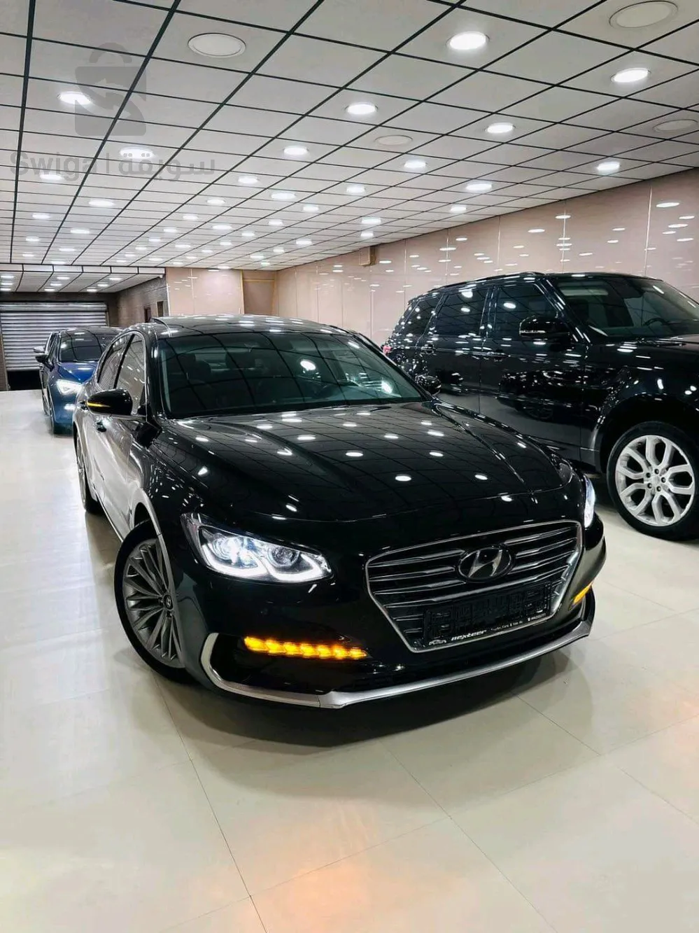 HYUNDAI         AZERA