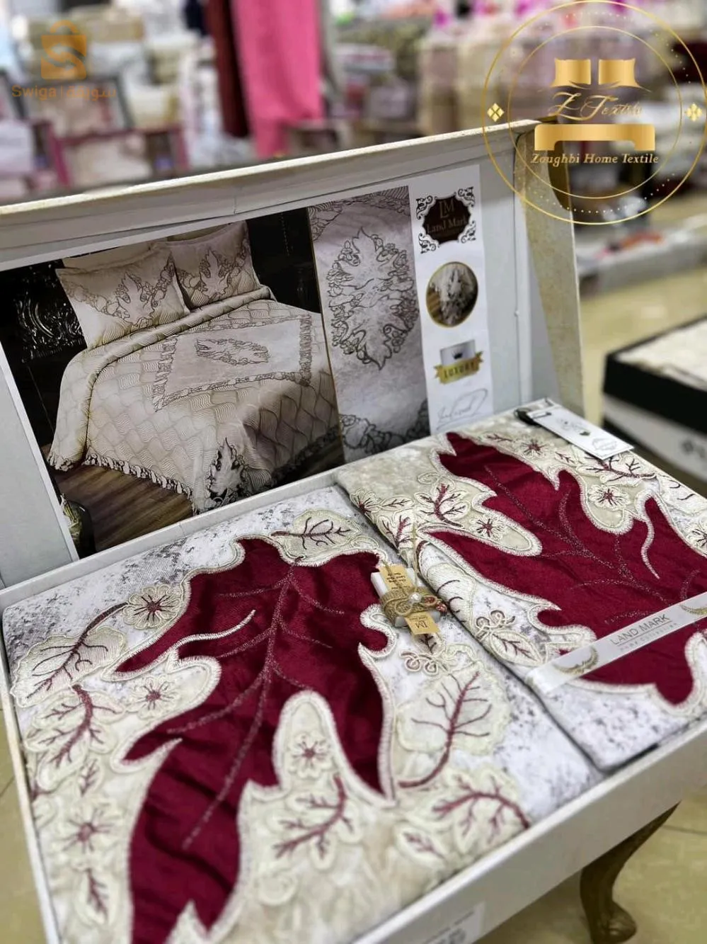 Half of badminton bowl, 4 pieces